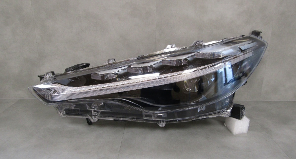 Prednji far TOYOTA COROLLA CROSS FULL LED 20- LH