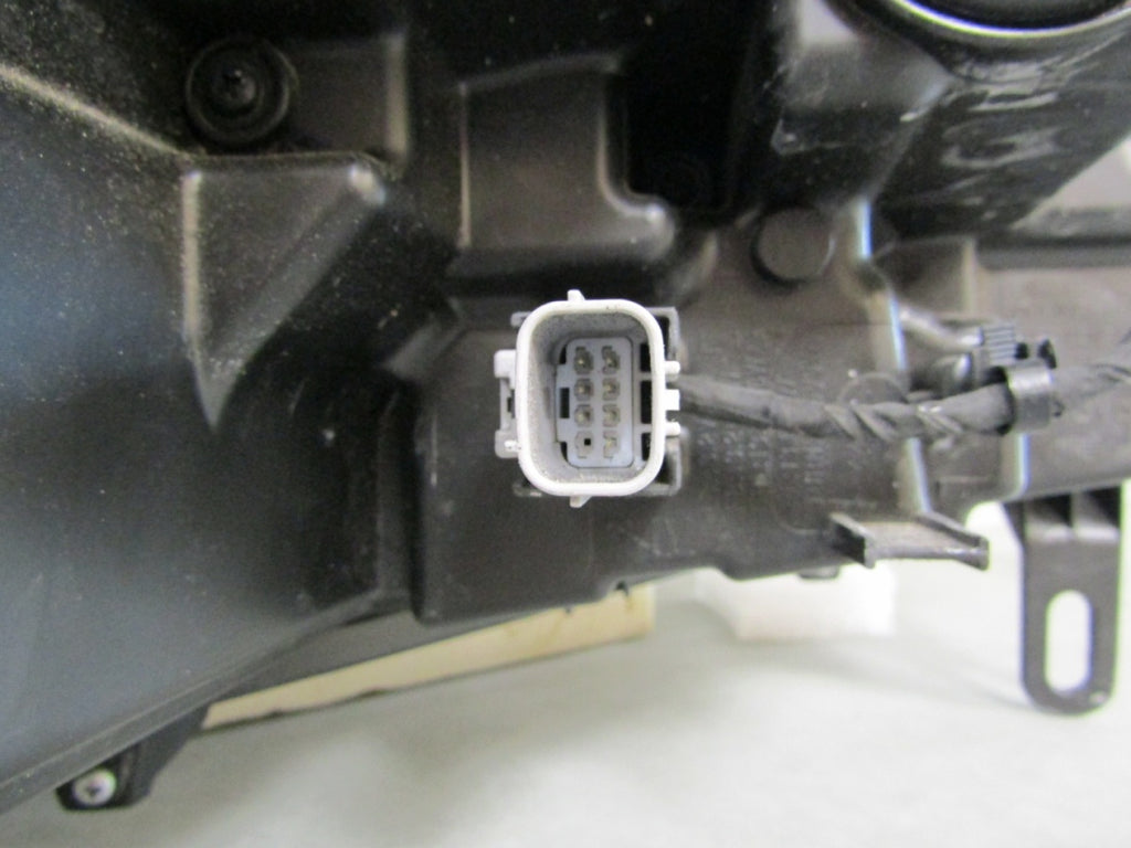 Prednji far TOYOTA COROLLA CROSS FULL LED 20- LH