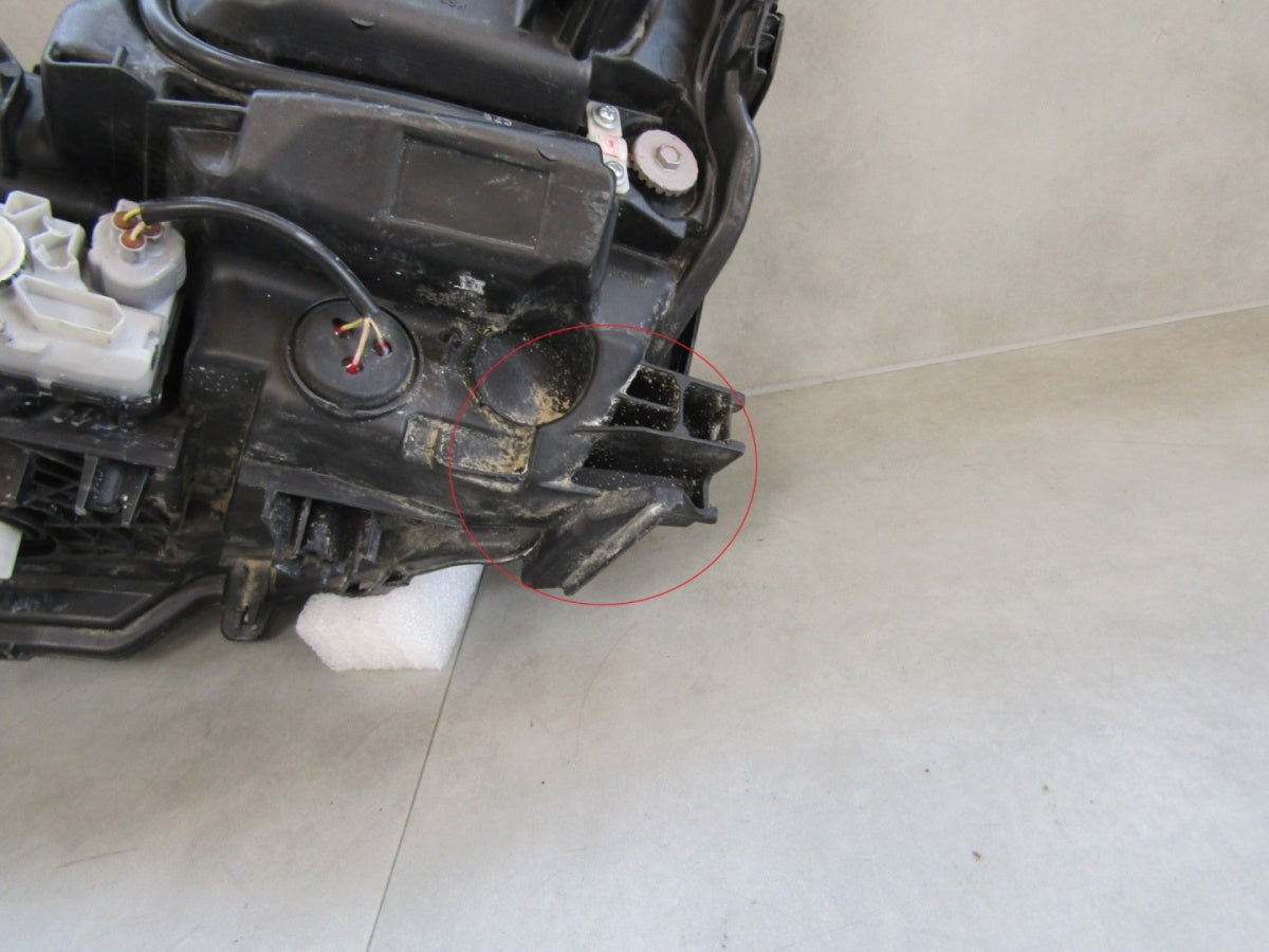 Prednji far LEXUS IS 3 III LIFT FULL LED 16-19 RH desni