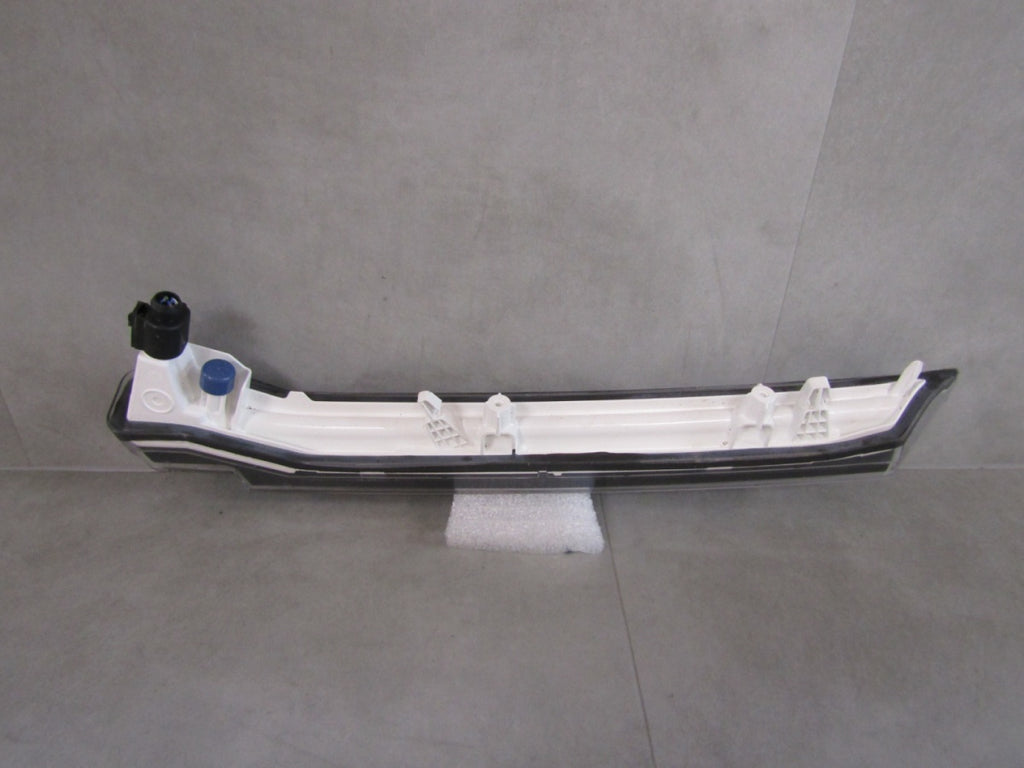 Prednji far VOLKSWAGEN ID7 ID 7 LED DRL 23- RH 14B941653