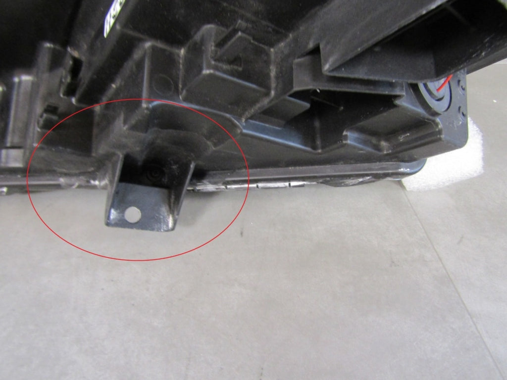 Prednji far SUZUKI VITARA LED LIFT 24- RH desni
