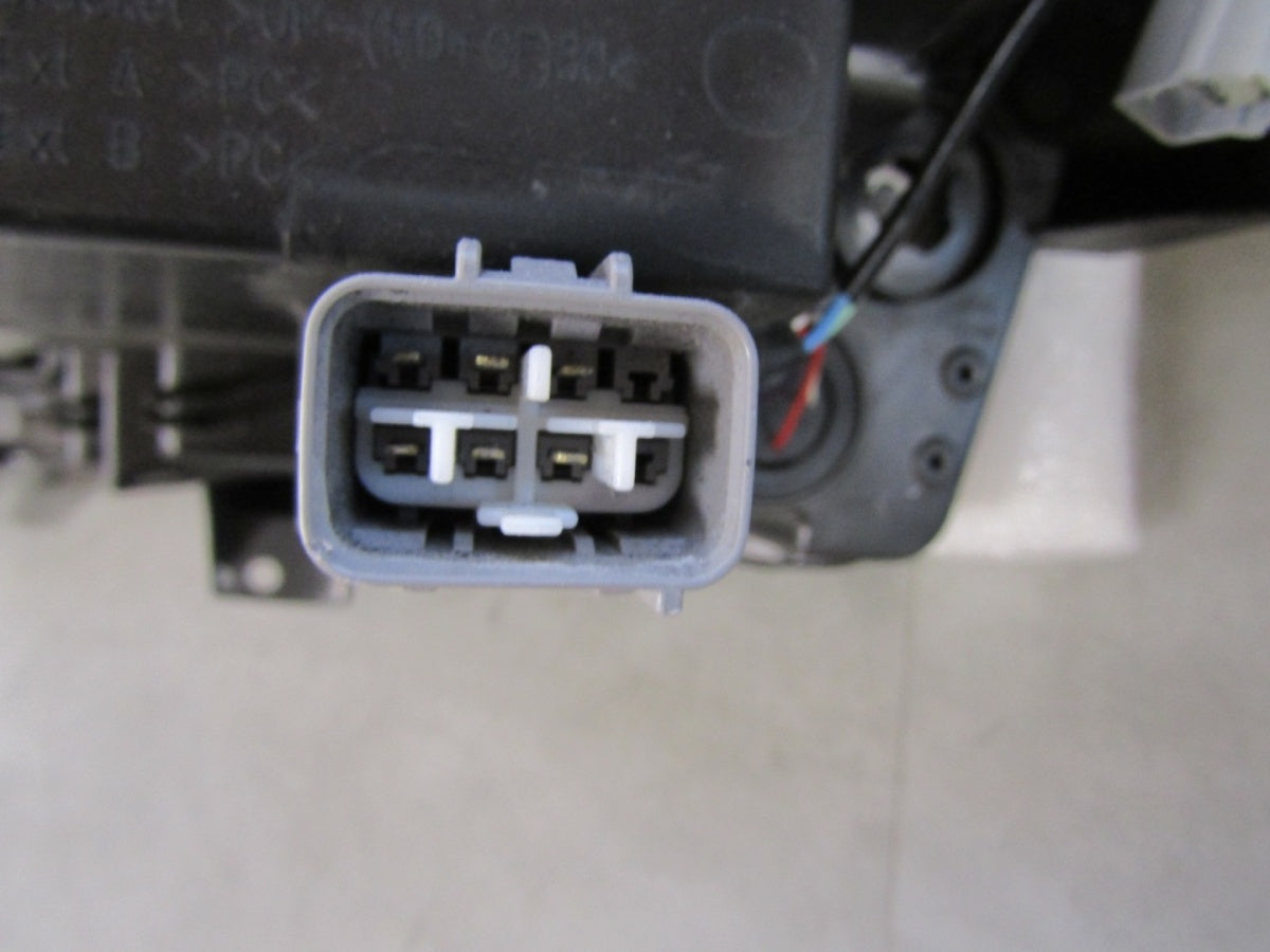 Prednji far SUZUKI VITARA LED LIFT 24- RH desni