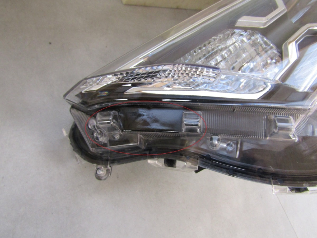 Prednji far TOYOTA RAV4 IV 5 V LED 19-21 LH lijevi