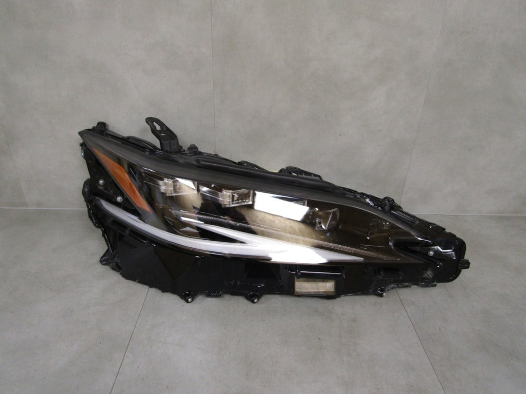 Prednji far LEXUS ES VII 300H FULL LED 18-21 RH desni