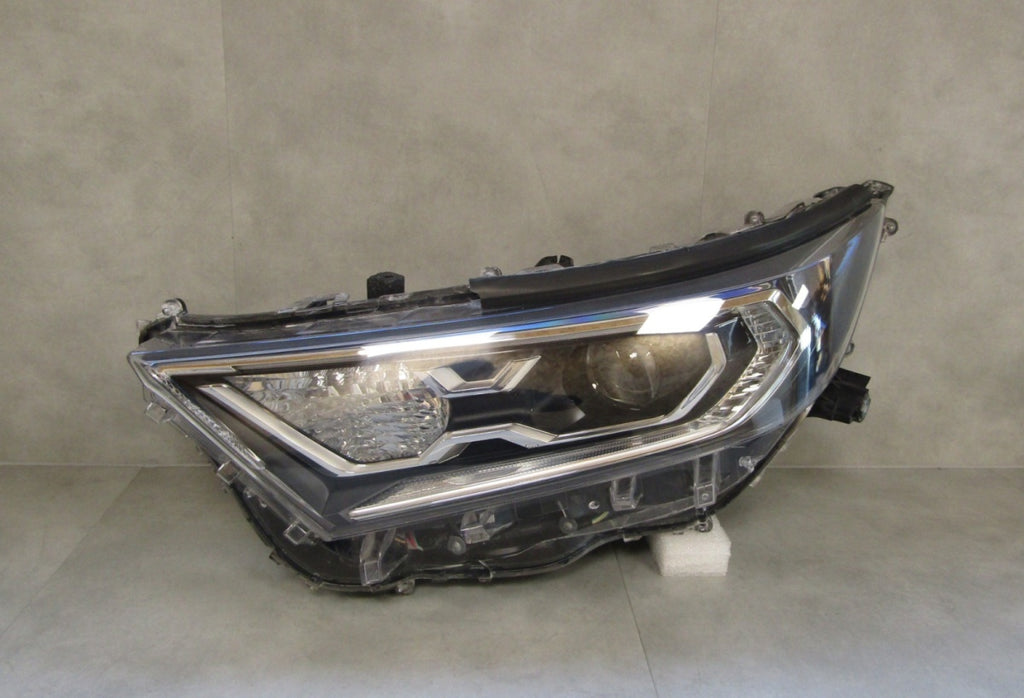 Prednji far TOYOTA RAV 4 IV 5 V LED 19-21 LH