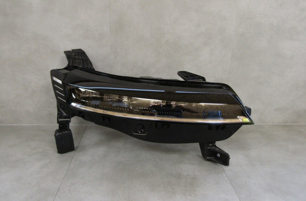 Prednji far RENAULT MEGANE V 5 E-TECH LED RH desni 22- 260104574R