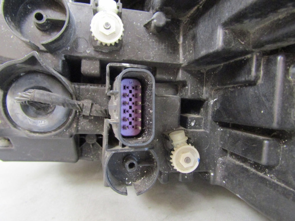 Prednji far MG HS 1 I LIFT LED RH desni 20-24