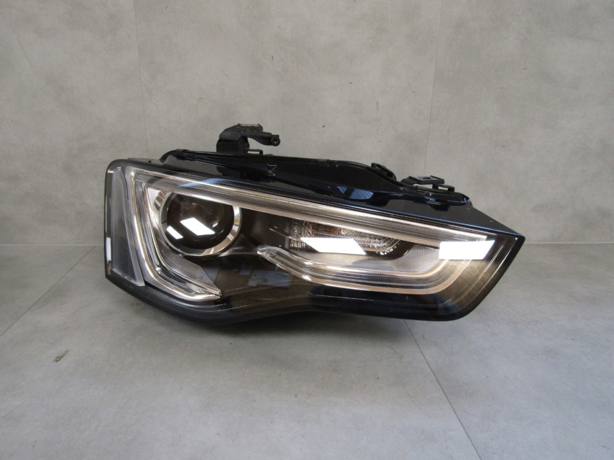 Prednji far AUDI A5 8T0 LIFT xenon nezakretni + LED 11-16 RH desni 8T0941006C