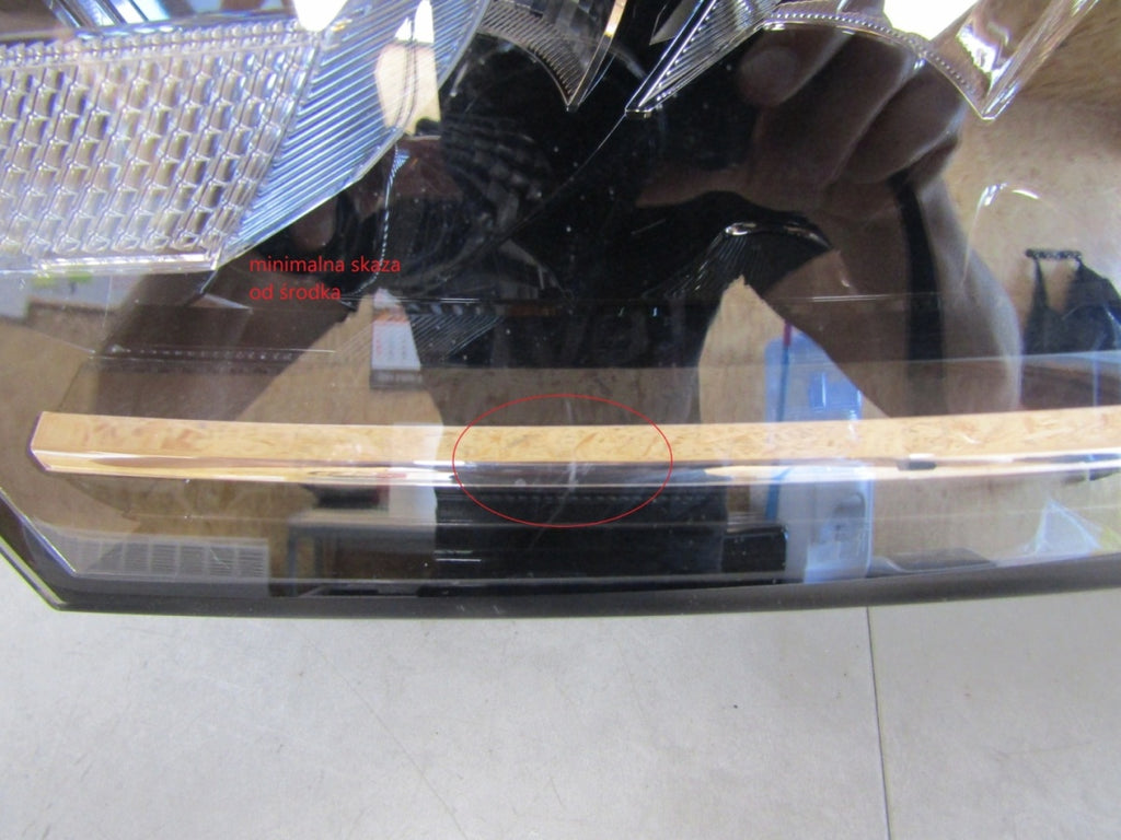 Prednji far SKODA OCTAVIA IV LED 19-24 LH lijevi 5E4941015