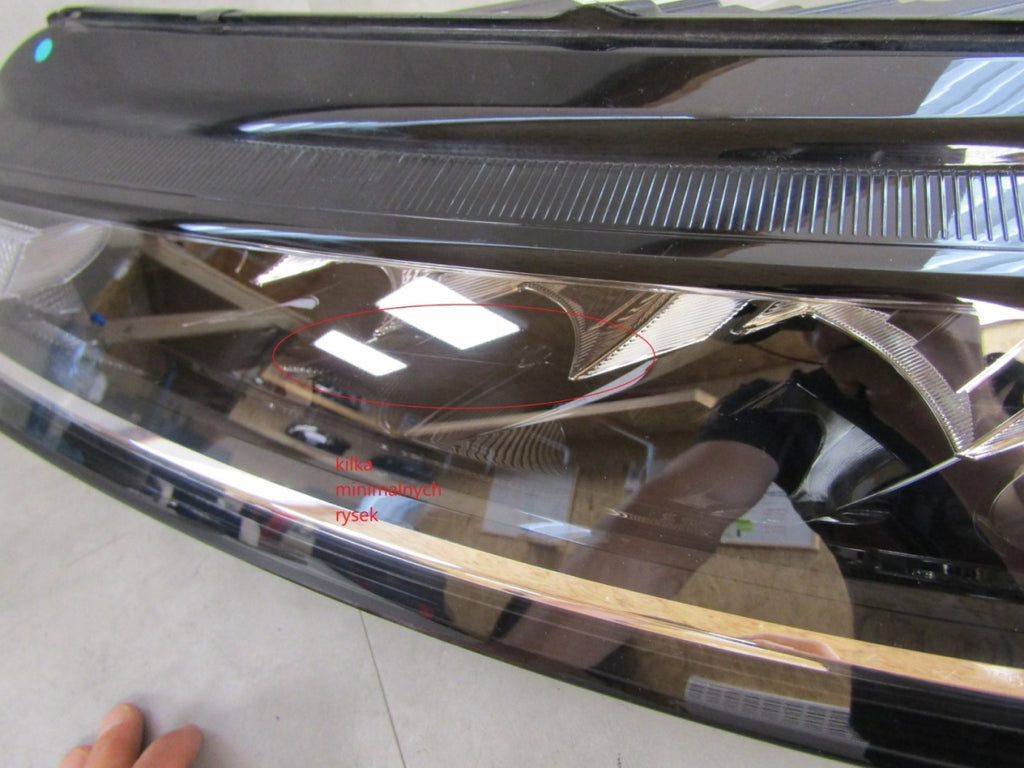 Prednji far SKODA OCTAVIA IV LED 19-24 LH lijevi 5E4941015