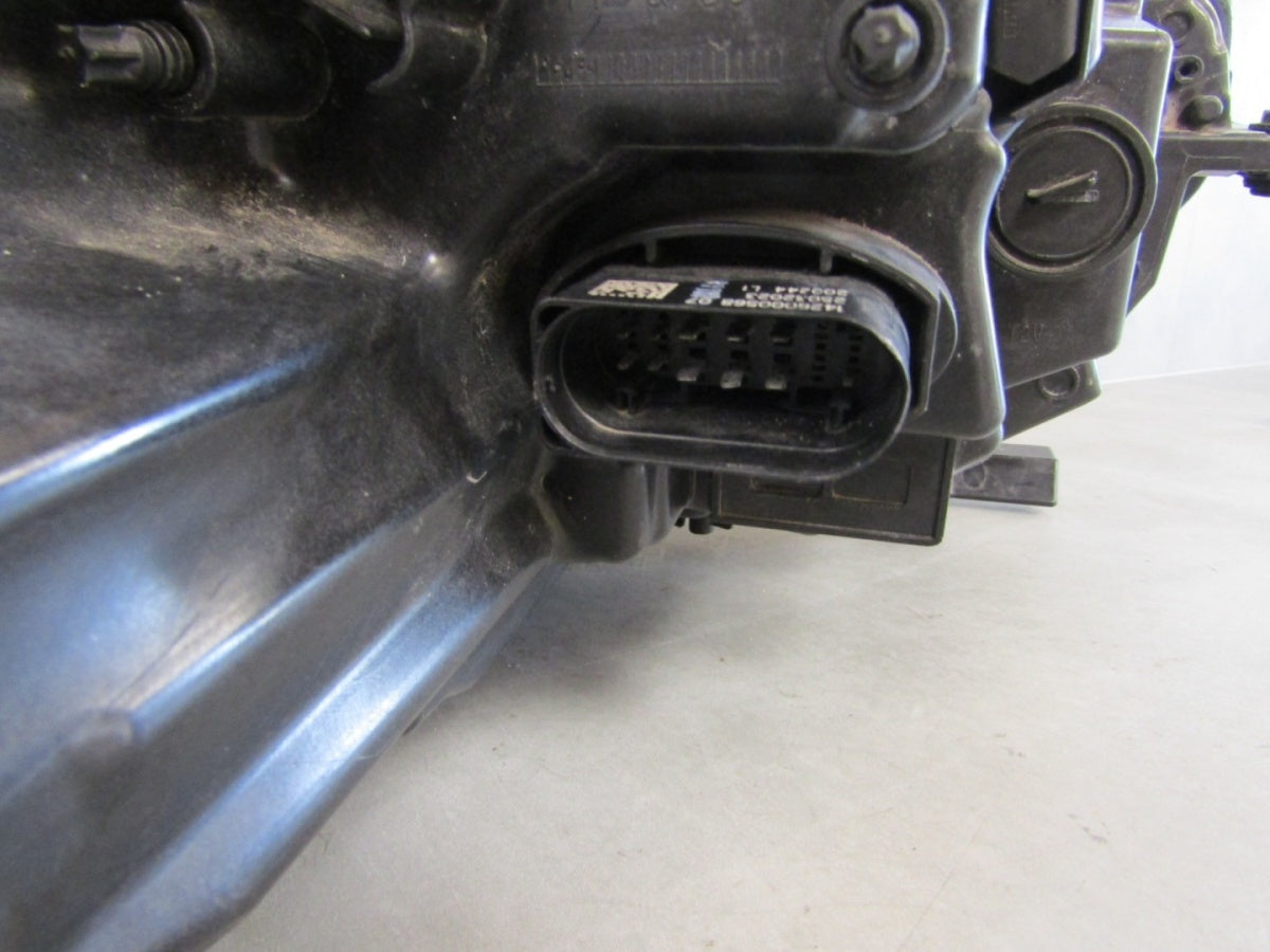 Prednji far SKODA OCTAVIA IV LED 19-24 LH lijevi 5E4941015