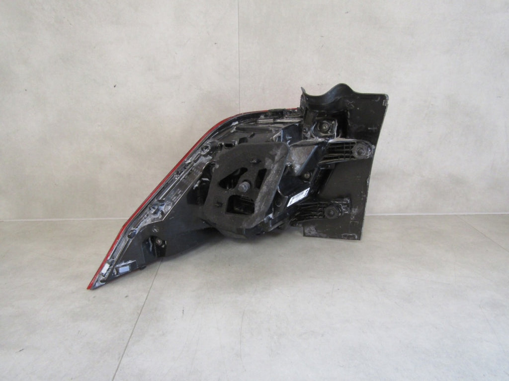 Stop svjetlo VOLKSWAGEN TIGUAN II LIFT 5NA IQ LIGHT 20-14 RH desni 5NA945208J