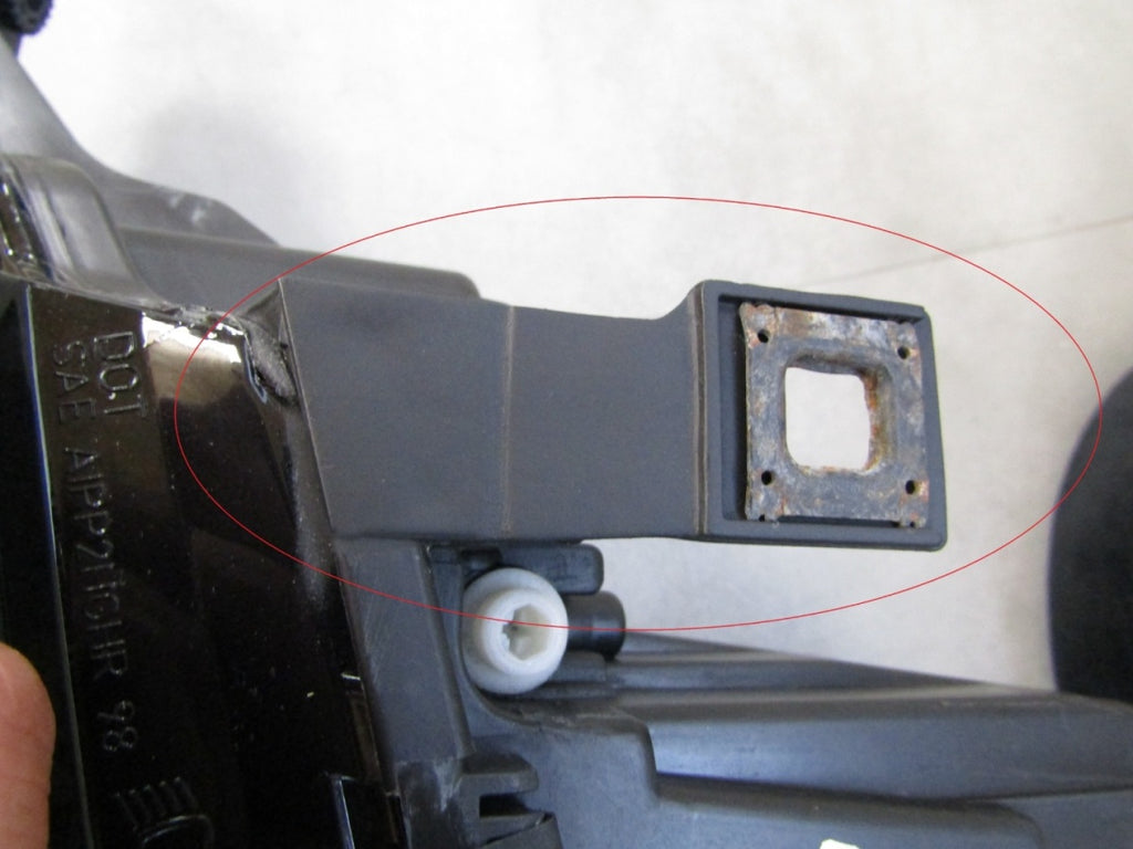 Prednji far AUDI TT 8N0 halogen sa sočivom LH lijevi 8N0941003BE 98-02