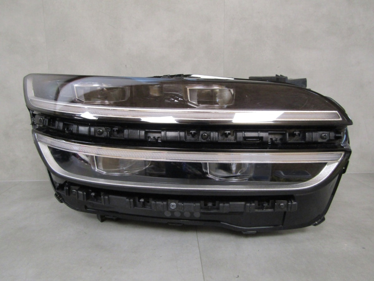 Prednji far GENESIS GV70 FULL LED RH desni 20-23 HE04
