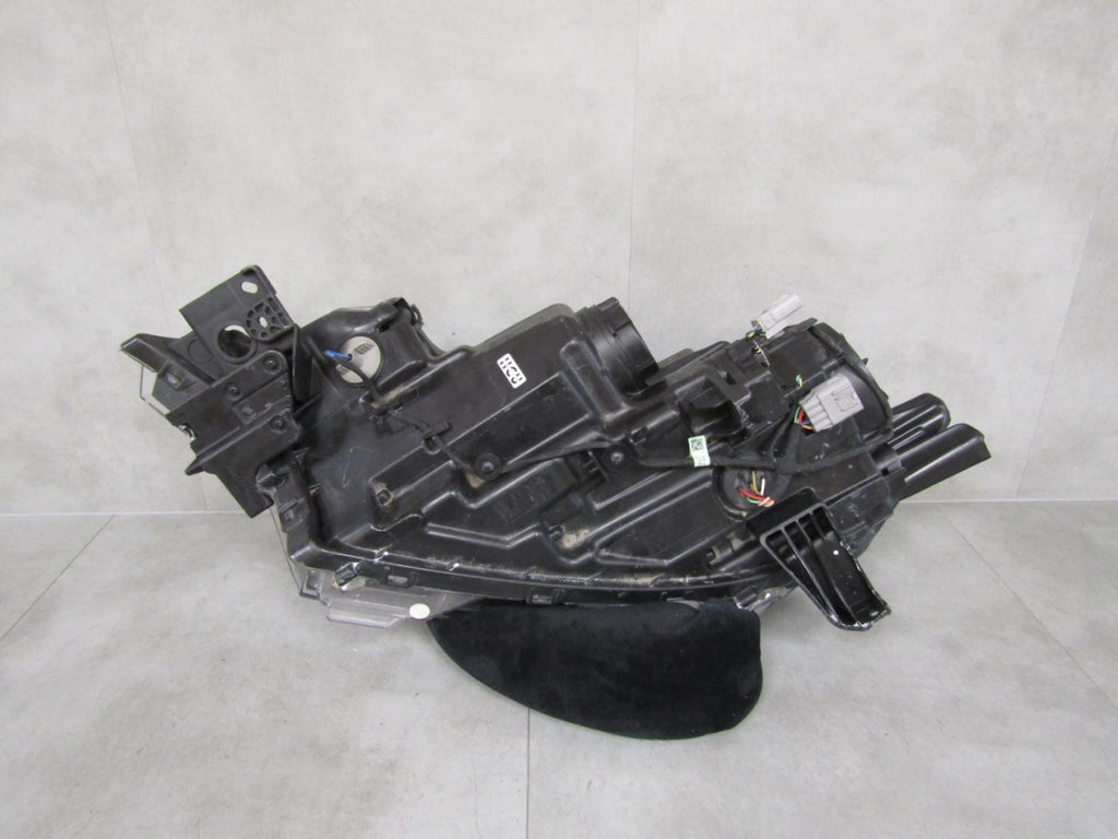 Prednji far MITSUBISHI OUTLANDER III 3 LIFT LED 15-18 RH desni 8301CB-64