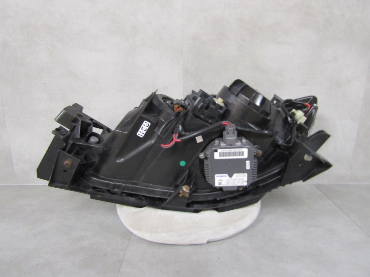 Prednji far SUBARU IMPREZA III WRX STI xenon RH desni 07-13 KANADA