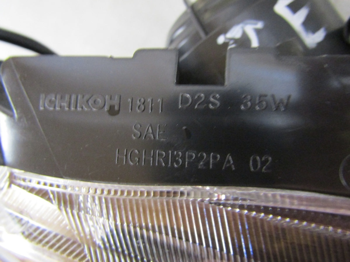 Prednji far SUBARU IMPREZA III WRX STI xenon RH desni 07-13 KANADA