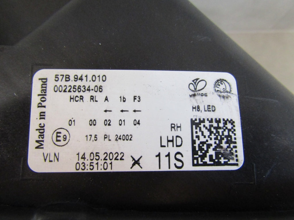 Prednji far SKODA KAROQ LIFT LED 21- RH desni 57B941010