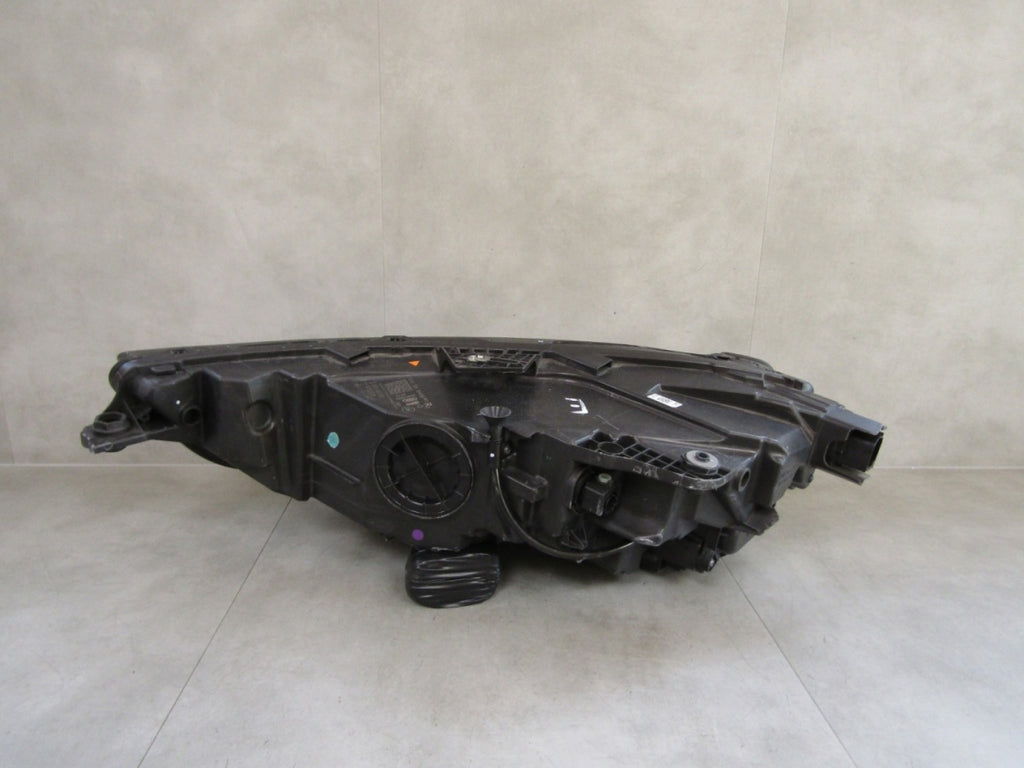 Prednji far AUDI A3 8Y0 LED 20- RH desni 8Y0941012