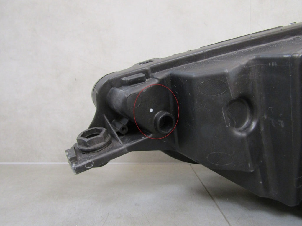 Prednji far AUDI A3 8Y0 LED 20- RH desni 8Y0941012