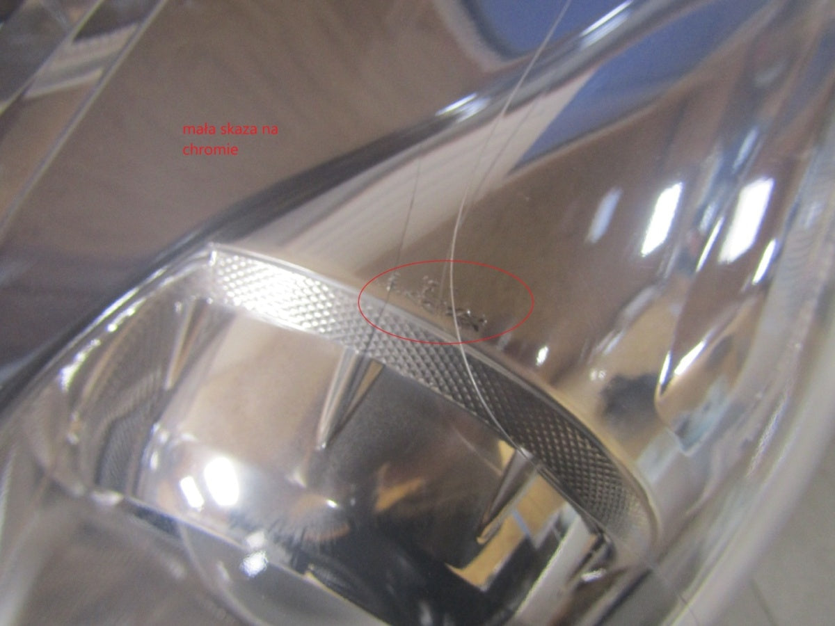 Prednji far TOYOTA PRIUS III 3 halogen sa sočivom 09- LH lijevi