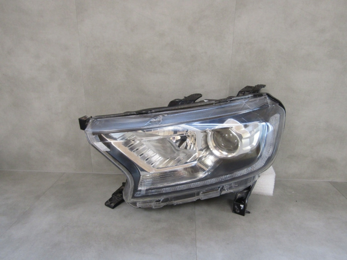 Prednji far FORD RANGER V 5 LIFT xenon + LED 19- LH lijevi
