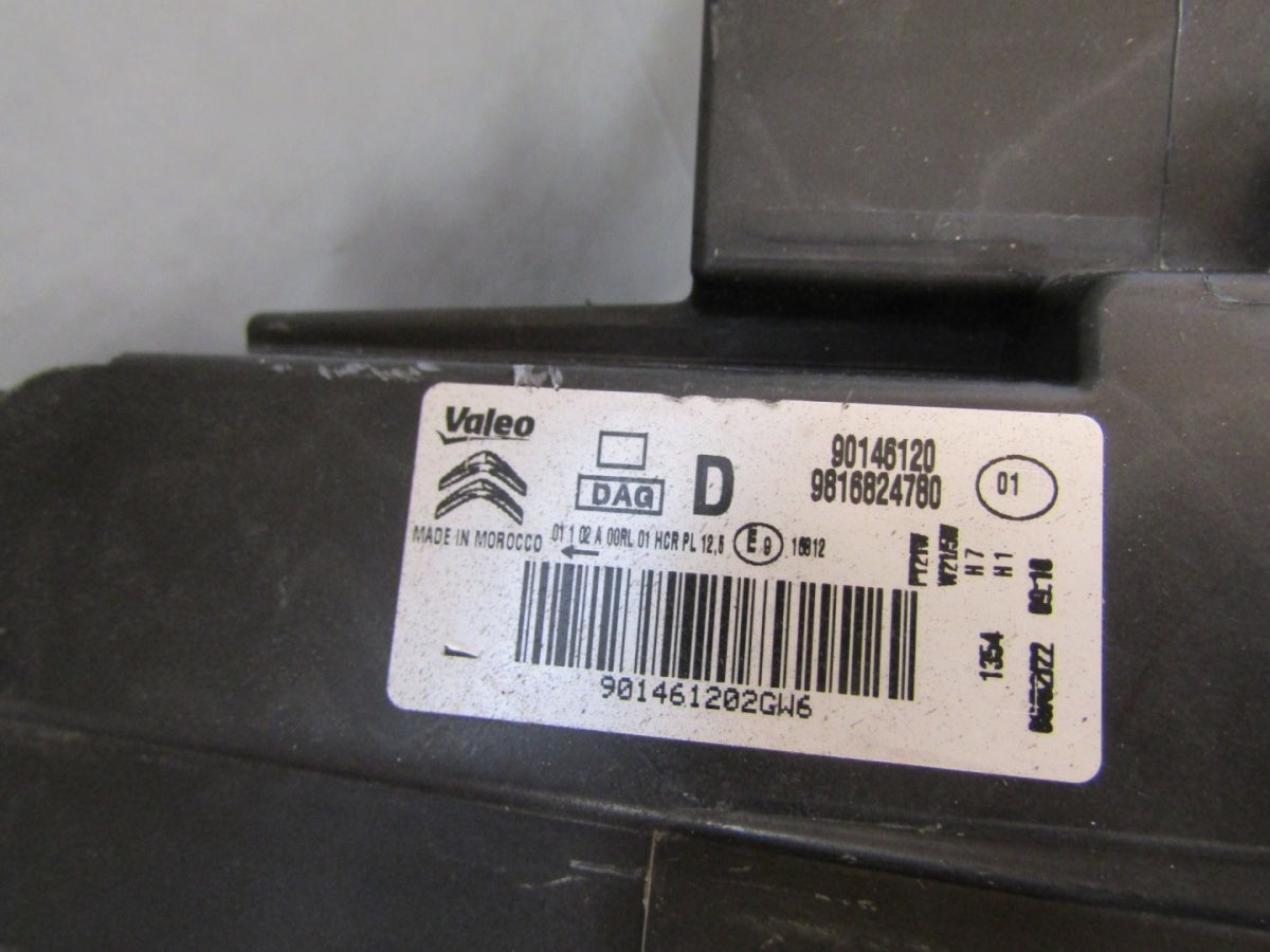 Prednji far CITROEN BERLINGO 4 IV halogen 18- RH desni 9816824780