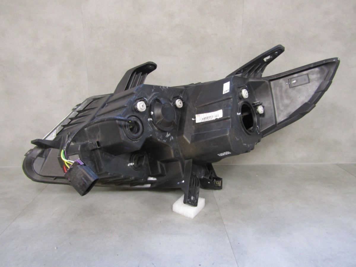 Prednji far MAXUS LDV G10 halogen RH desni 14-