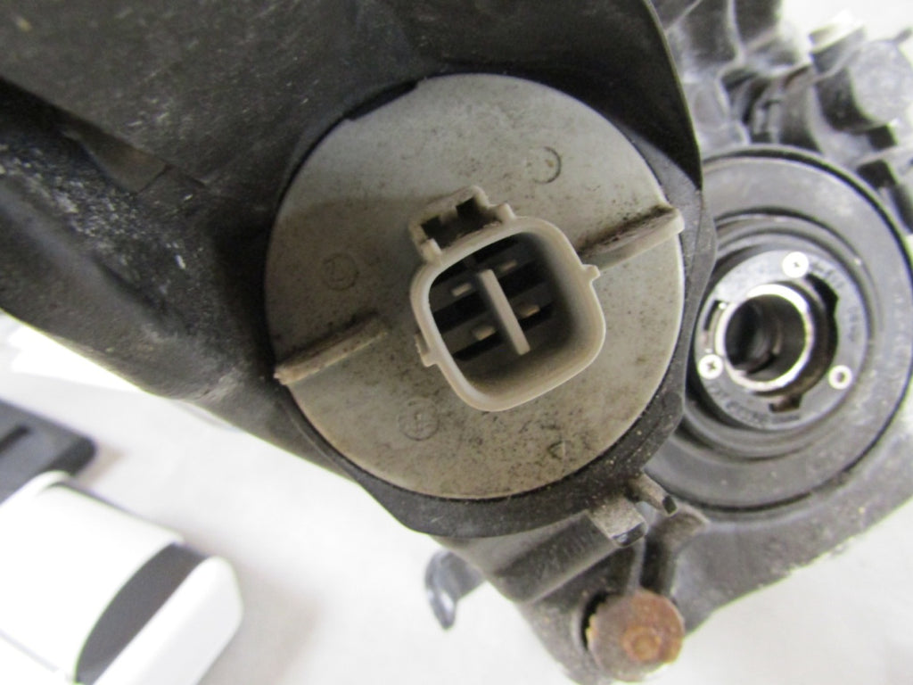 Prednji far TOYOTA AYGO 2 II halogen sa sočivom 14-18 LH