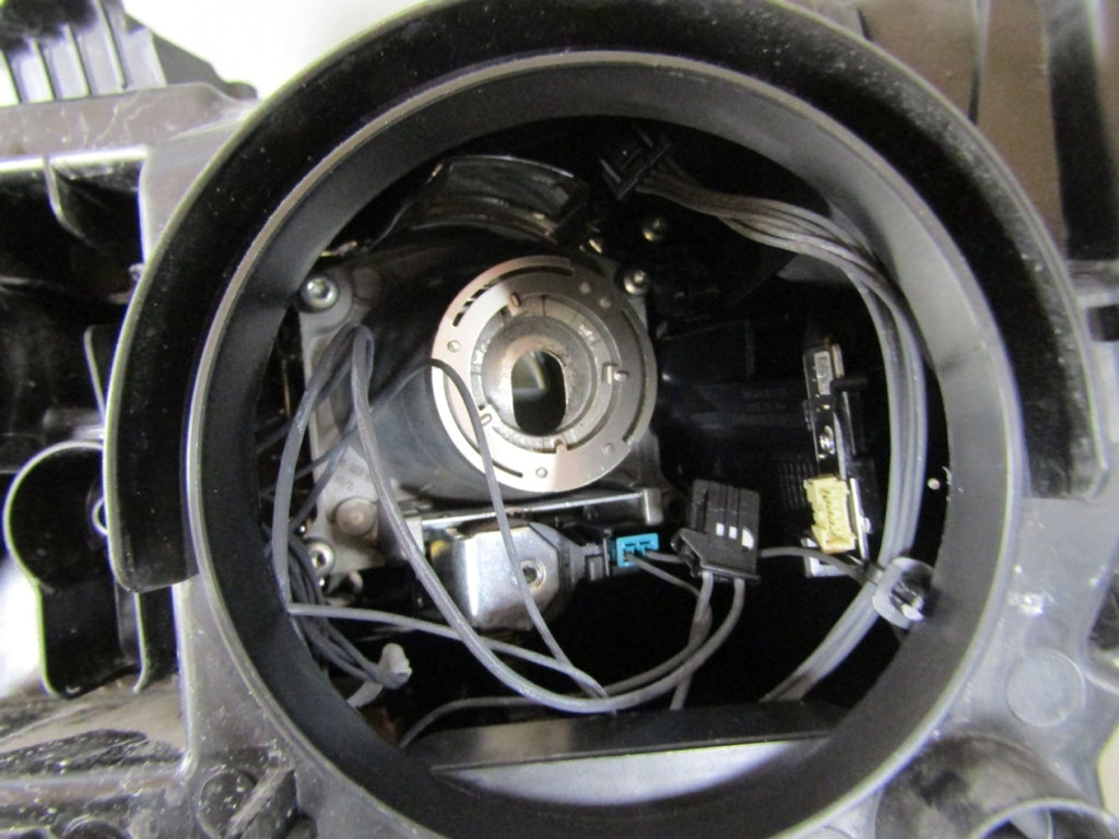 Prednji far FIAT TIPO II 2 xenon nezakretni 15-20 RH desni