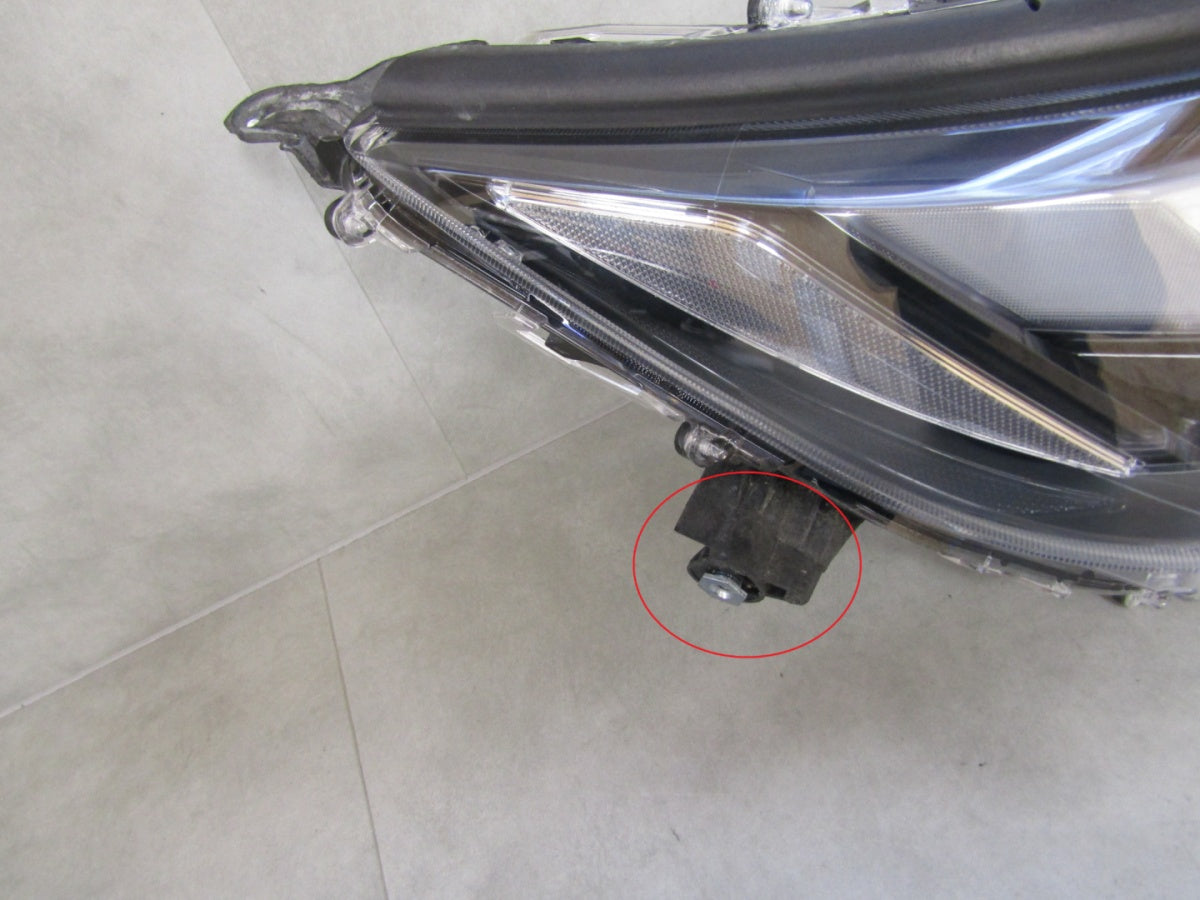 Prednji far TOYOTA RAV 4 IV LIFT FULL LED 21- RH