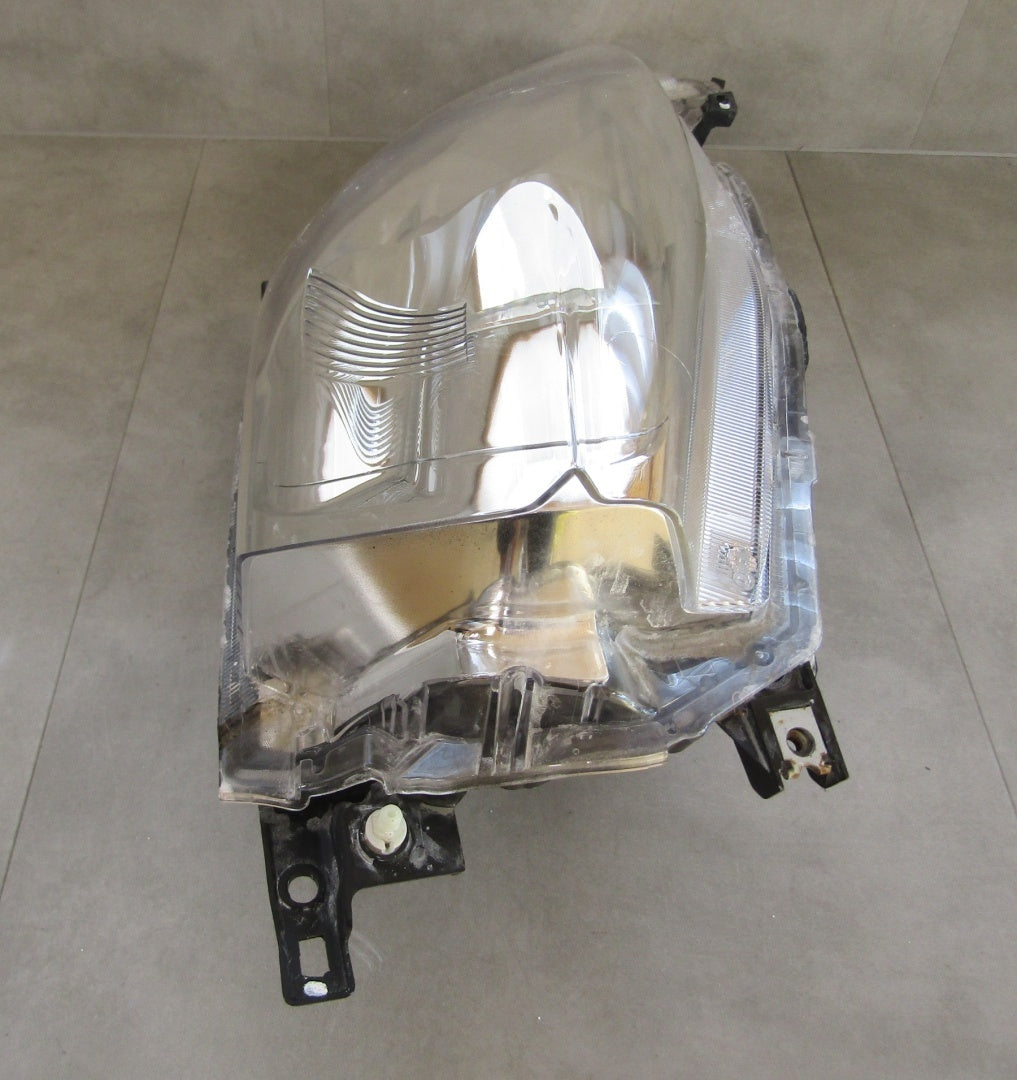 Prednji far NISSAN LEAF I LED LH lijevi 10-17