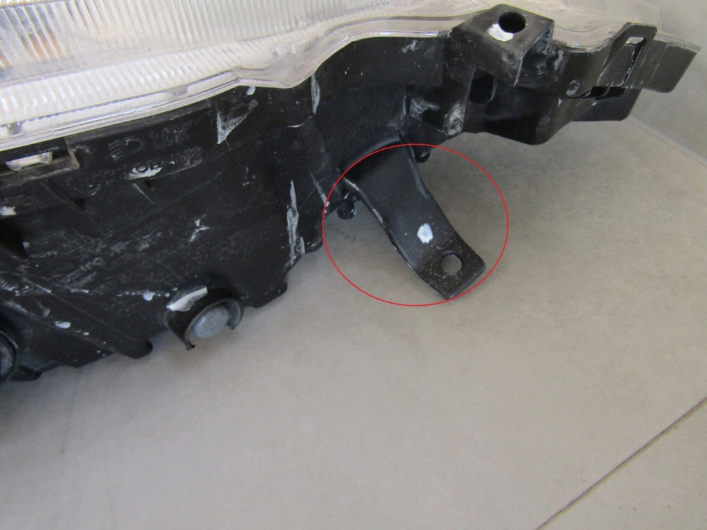 Prednji far NISSAN LEAF I LED LH lijevi 10-17