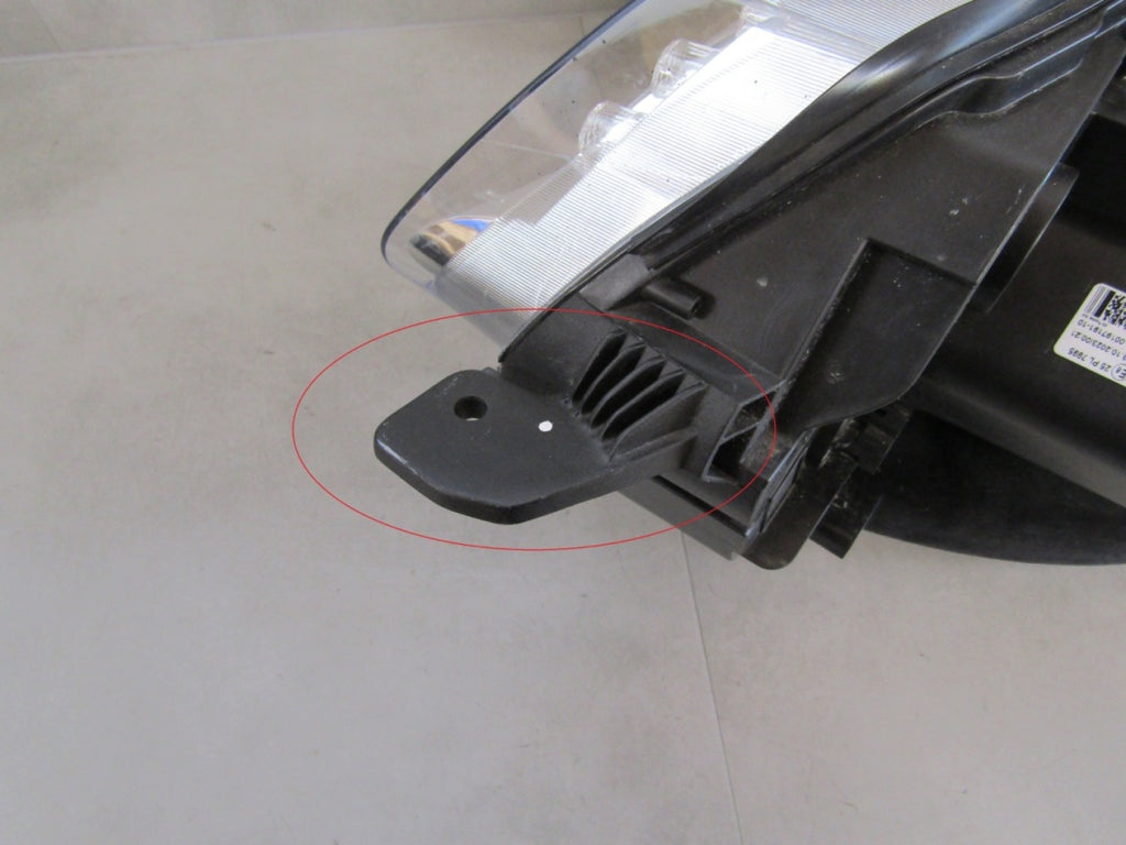 Prednji far TOYOTA PROACE 2 II xenon nezakretni 16-23 desni RH 9808237480