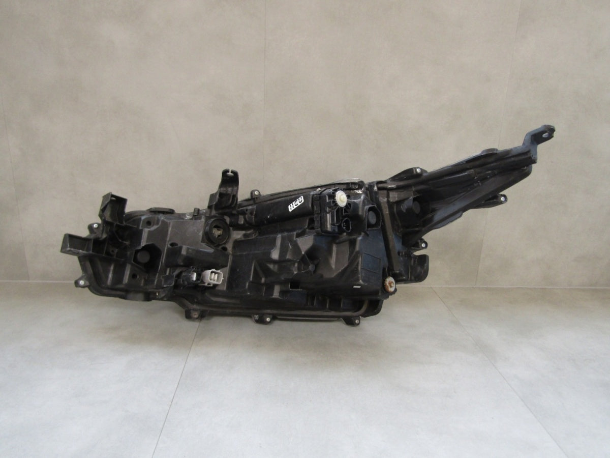 Prednji far TOYOTA COROLLA E21 SEDAN FULL LED RH 18-23 81110-02T51