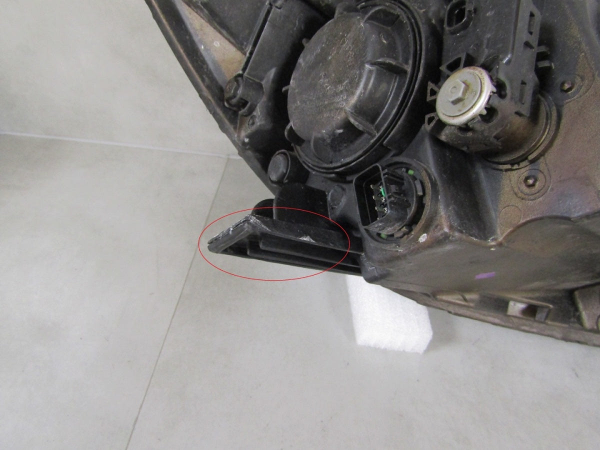 Prednji far KIA RIO III 3 halogen sa sočivom 11- LH lijevi