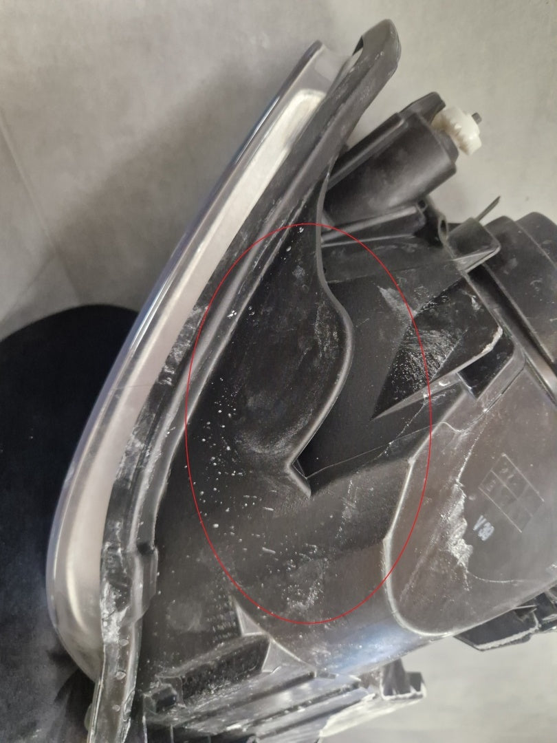 Prednji far VOLKSWAGEN UP 1S1 halogen 11-16 lijevi LH 1S1941015N