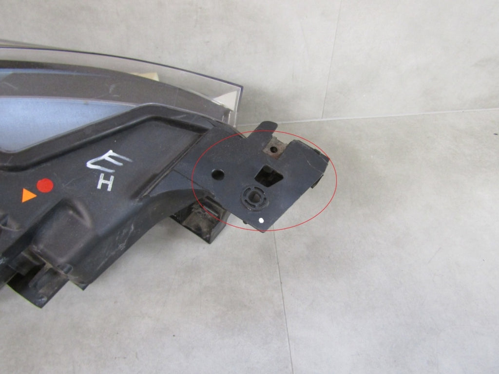 Prednji far MAZDA CX3 CX-3 halogen sa sočivom LH 14-18