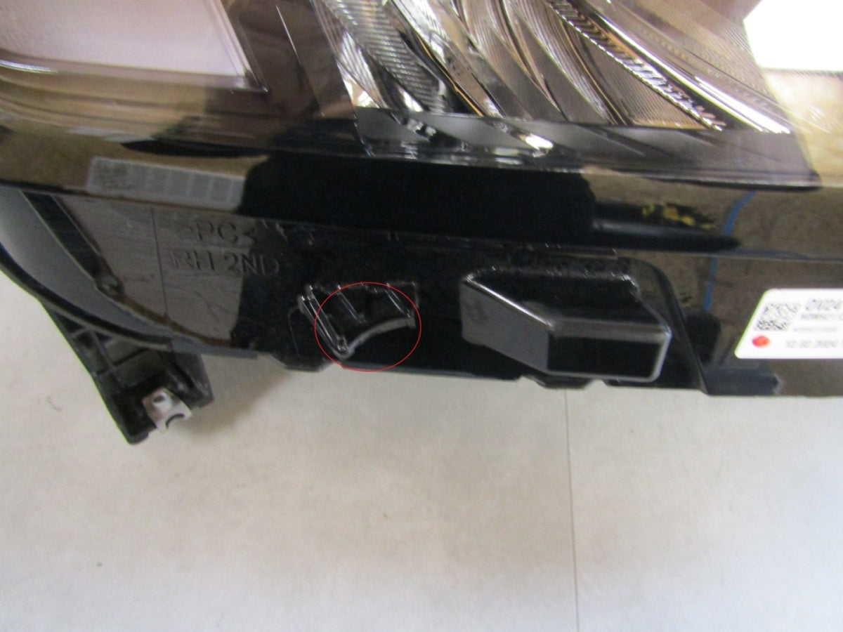 Prednji far OPEL FRONTERA LED 24- RH desni 9850142480