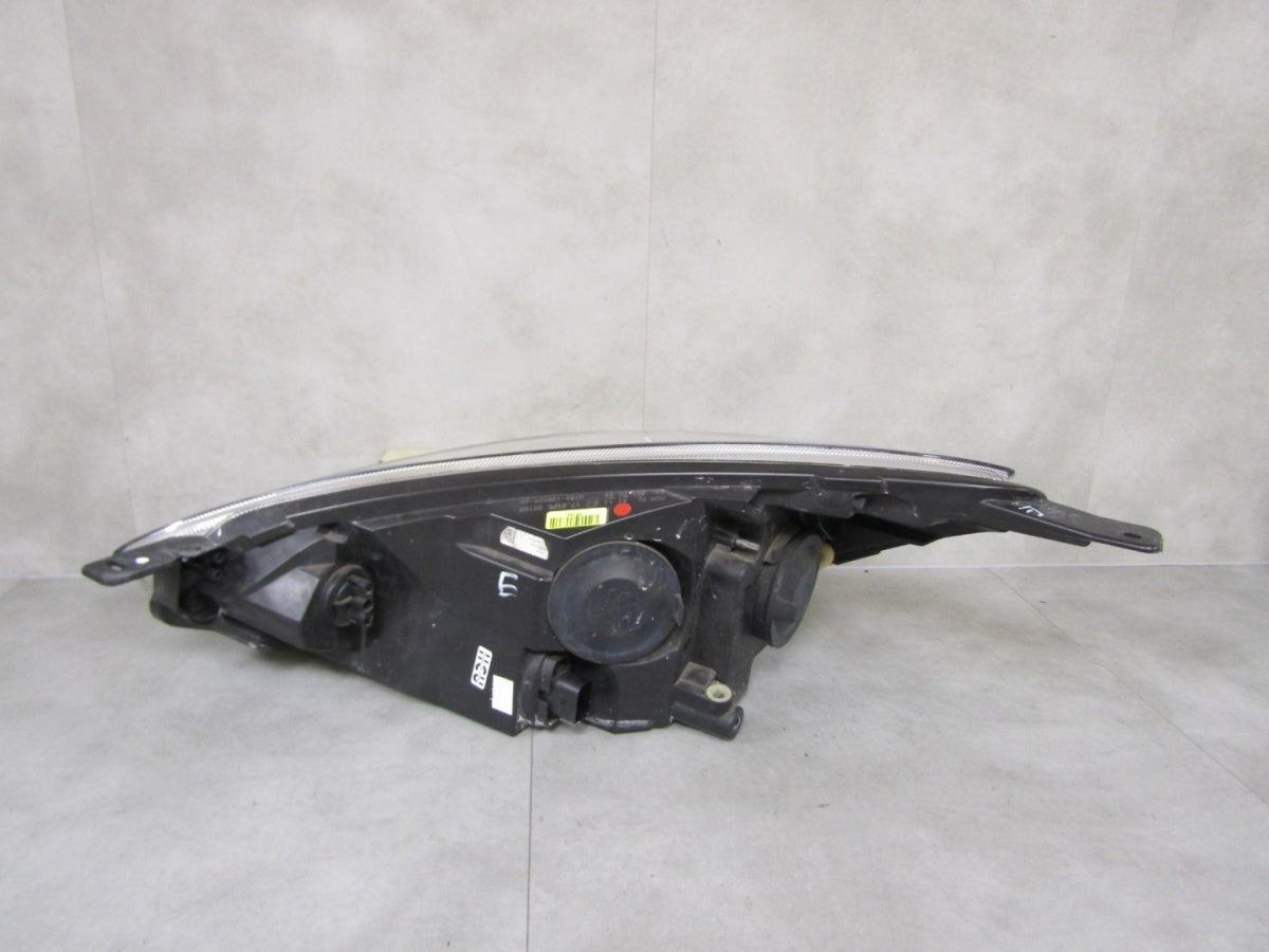 Prednji far FORD FIESTA MK8 VIII halogen RH desni 17-21 H1BB13W029-AD