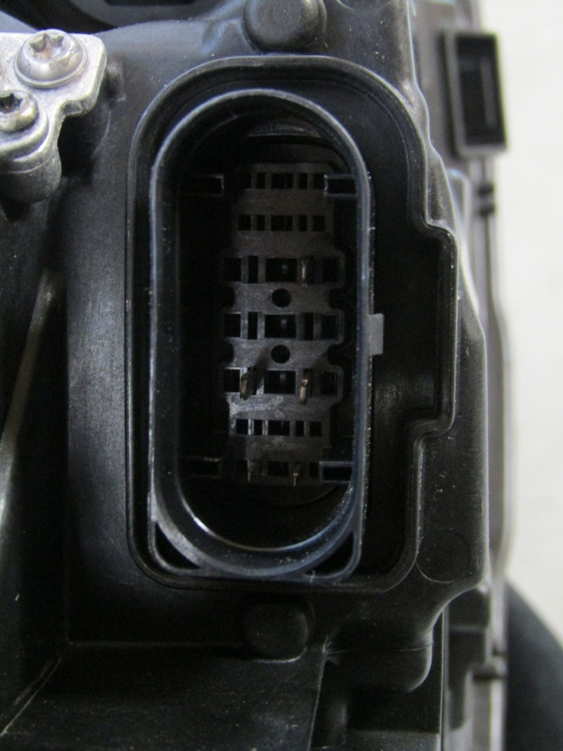 Prednji far VOLKSWAGEN PASSAT B9 FULL LED TOP 23- LH lijevi 3J1941035