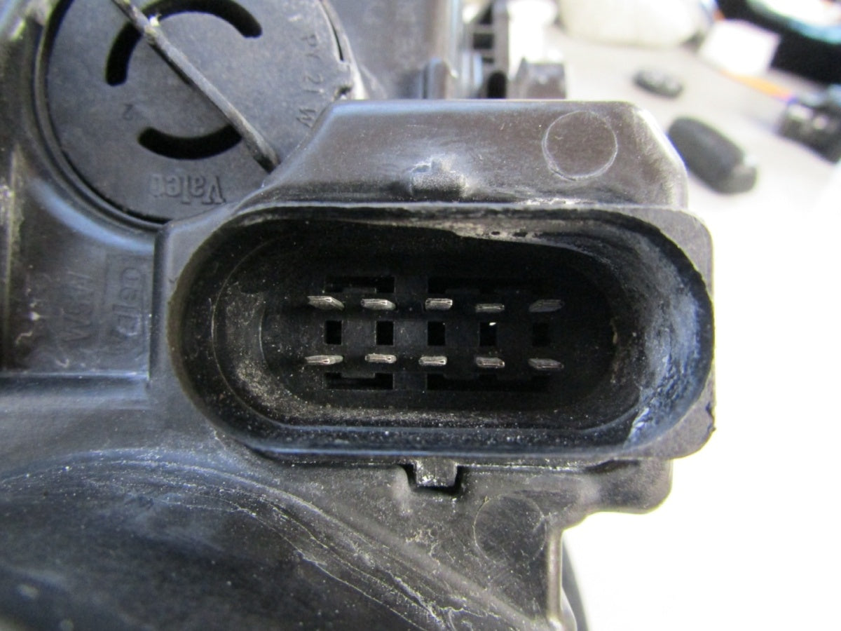 Prednji far SKODA RAPID xenon 12-16 LH lijevi 5JB941015A