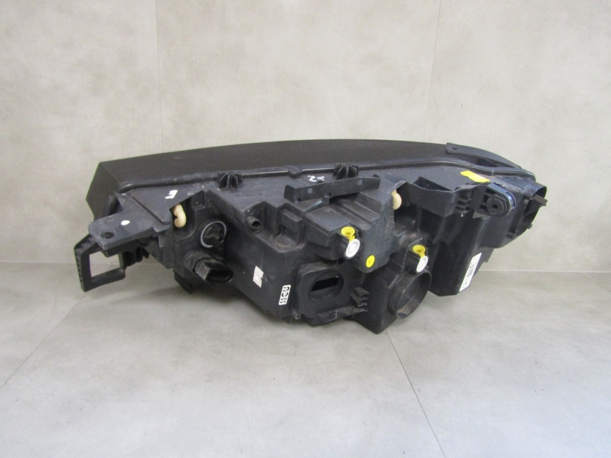 Prednji far VOLKSWAGEN ID.4 ID4 ID.5 ID5 LED 20- desni RH 11B941006