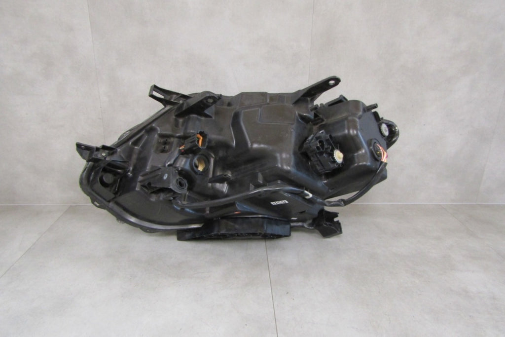 Prednji far Nissan X-Trail T32 LED RH desni 13-17