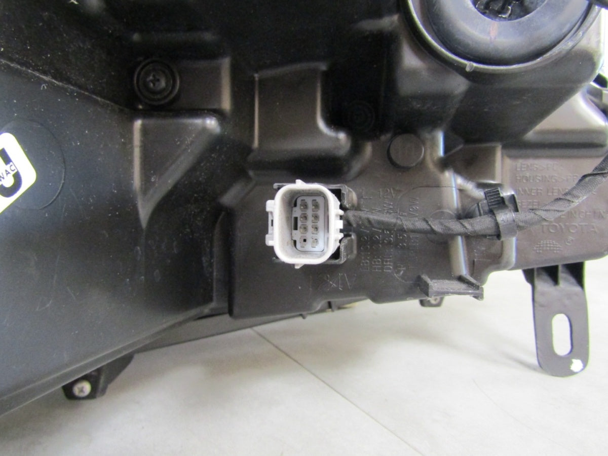 Prednji far TOYOTA COROLLA CROSS FULL LED 20- LH lijevi HASCO 16-184