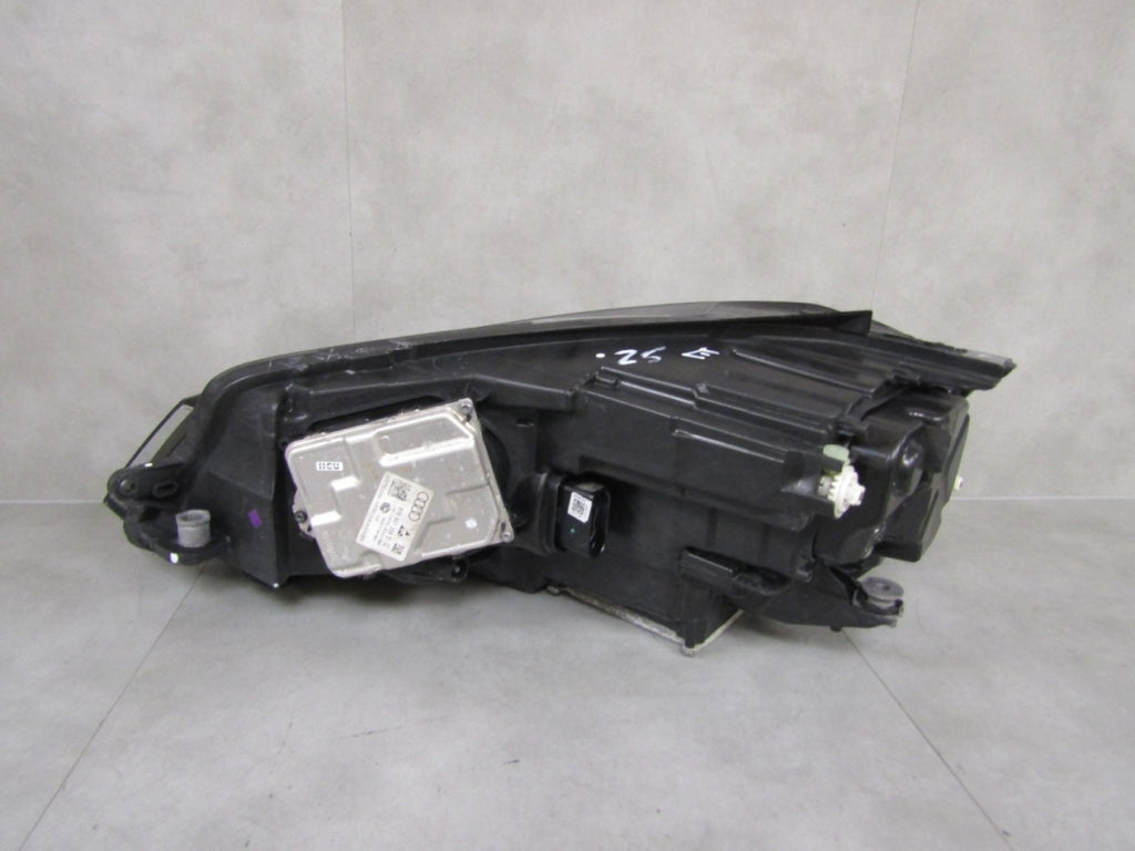 Prednji far VOLKSWAGEN GOLF 7 VII GTE LIFT FULL LED 16-20 RH desni