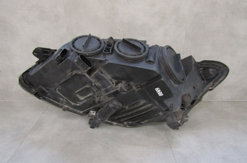 Prednji far MERCEDES S-KLASA W221 halogen sa sočivom RH desni 05-13 UK 1305235872