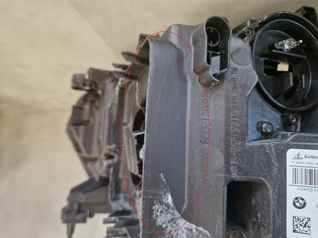 Prednji far BMW X5 G05 X6 G06 LASER 18-23 desni RH 9481790-09