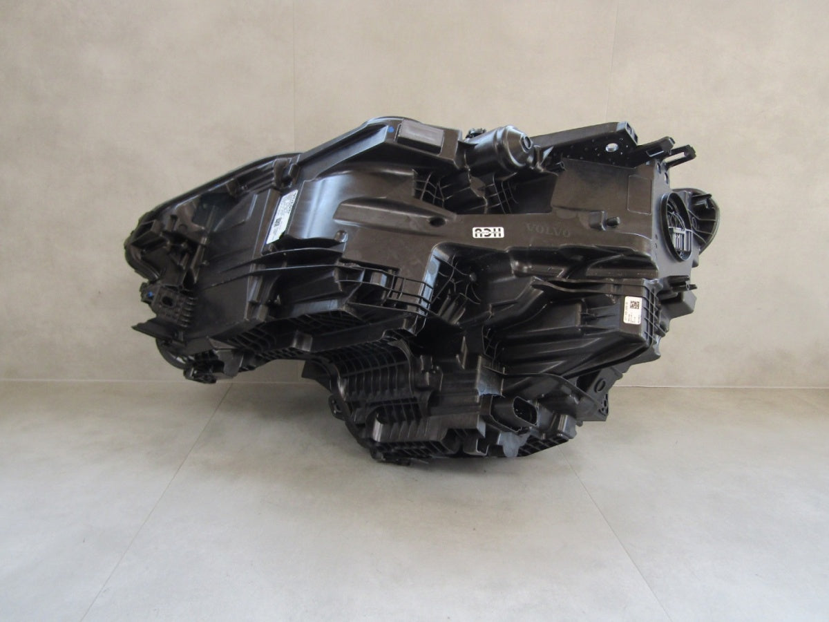 Prednji far VOLVO EX90 FULL LED PIXEL desni RH 22- 32450063