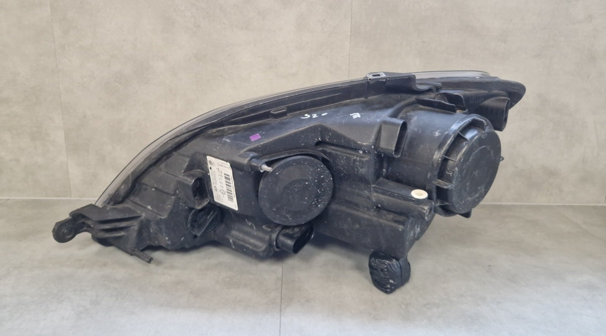 Prednji far VOLKSWAGEN GOLF 6 VI PLUS halogen desni RH 5M1941006G